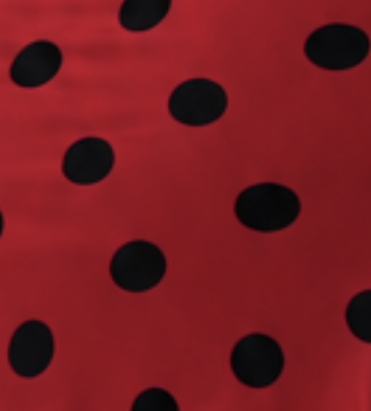 Rojo/lunares negros